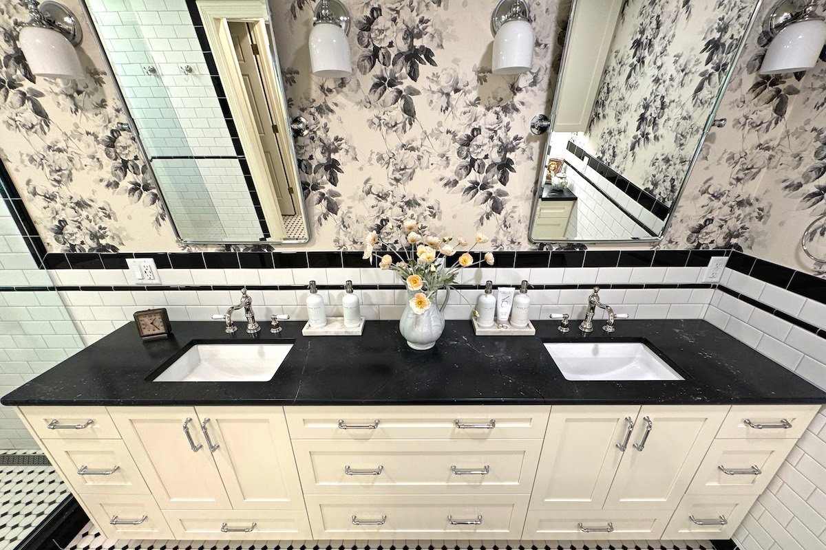 Christiansen Primary Suite Remodel — Primary Suite remodel in Lake Oswego, OR (photo 18)