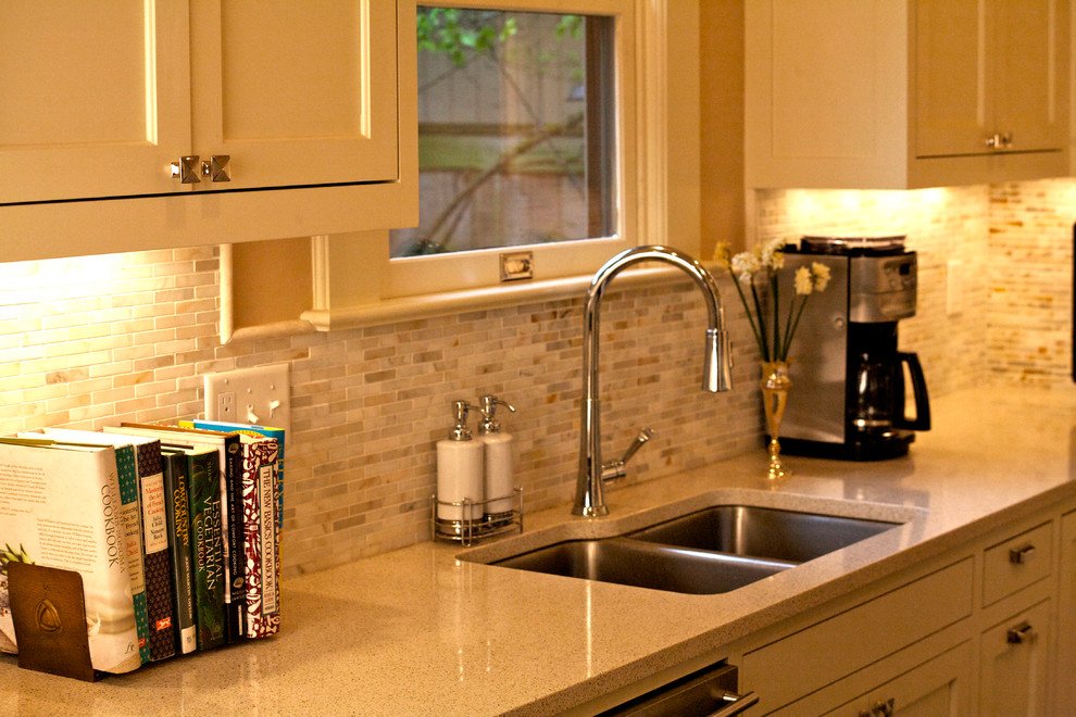 Sullivan's Gulch Kitchen — Kitchen remodel in Portland, OR (photo 13)