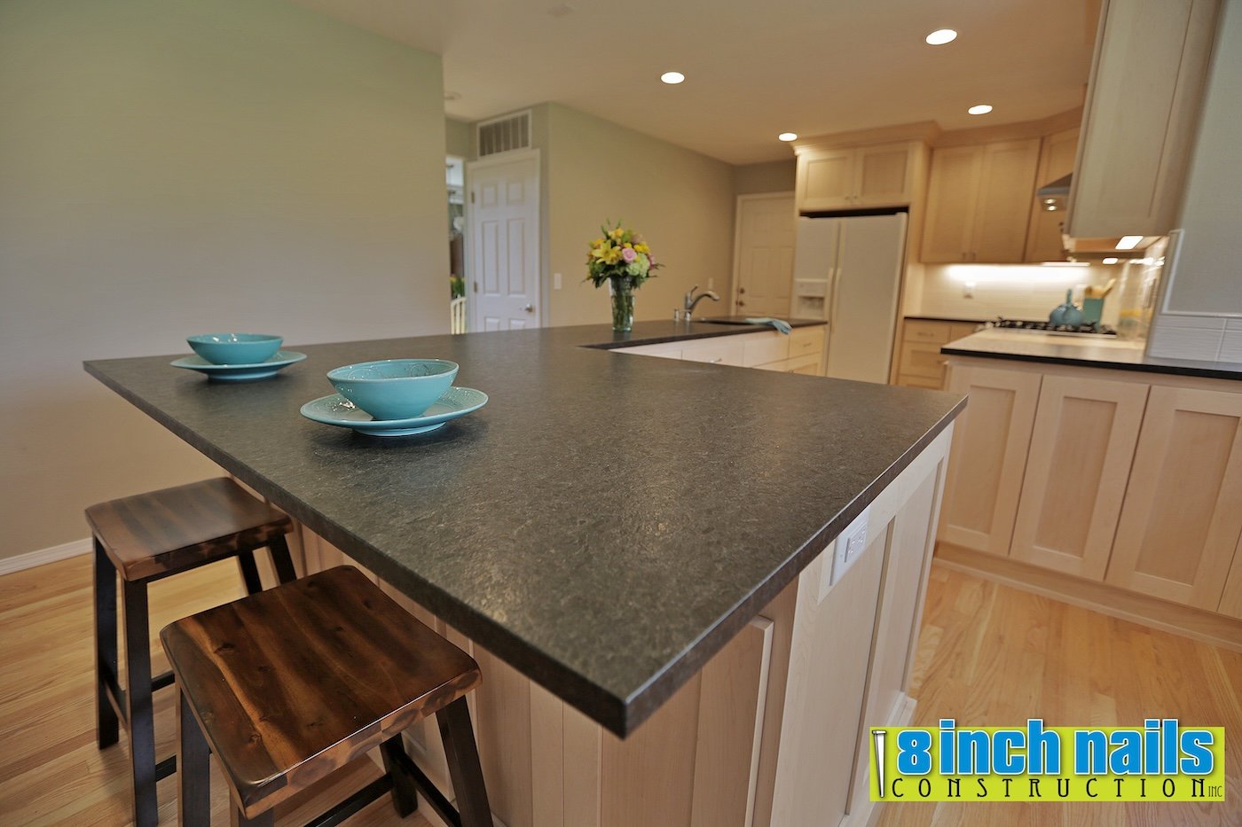 Triebold Kitchen — Kitchen remodel in Portland, OR (photo 2)